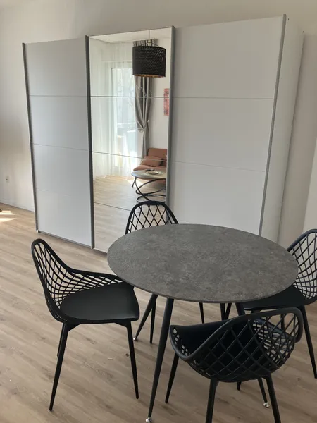 Möbelierte helle 3 Zimmer Wohnung in Berlin-Spandau — photo 1